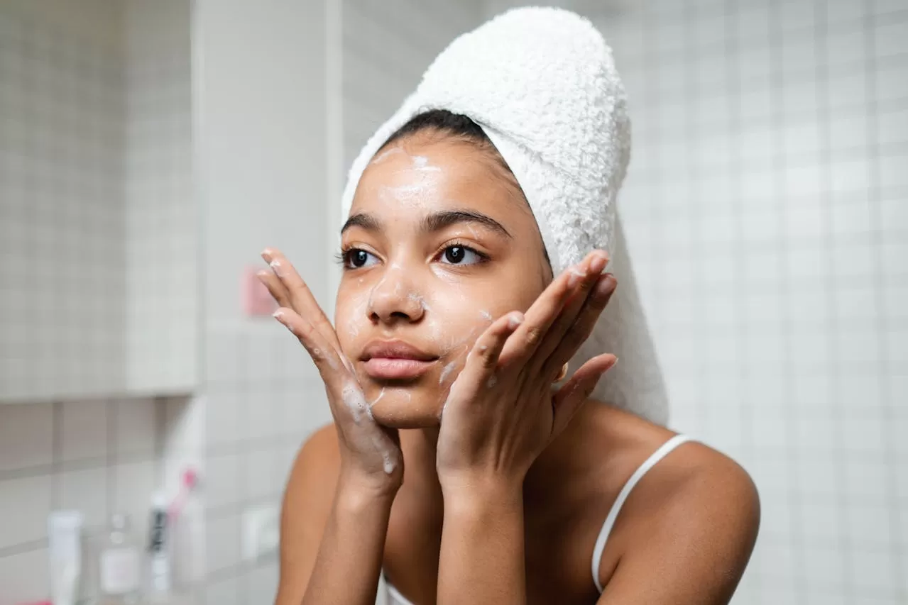 Cetaphil Skin Cleanser vs Facial Cleanser: Which One Should You Pick?