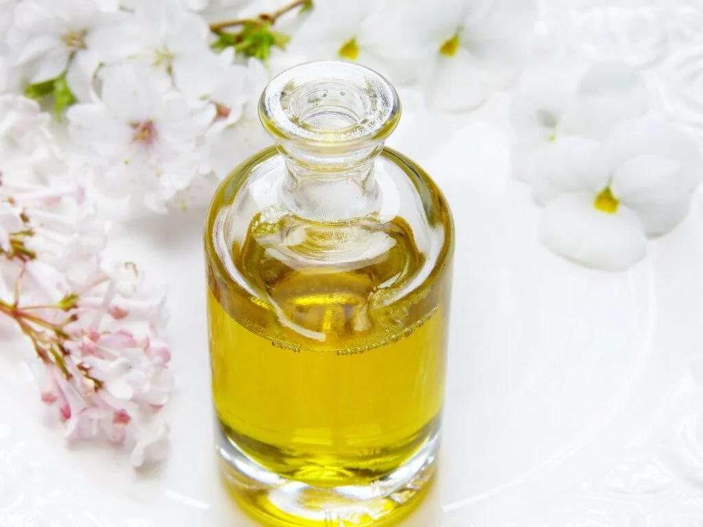 oil in a glass bottle for oil pulling